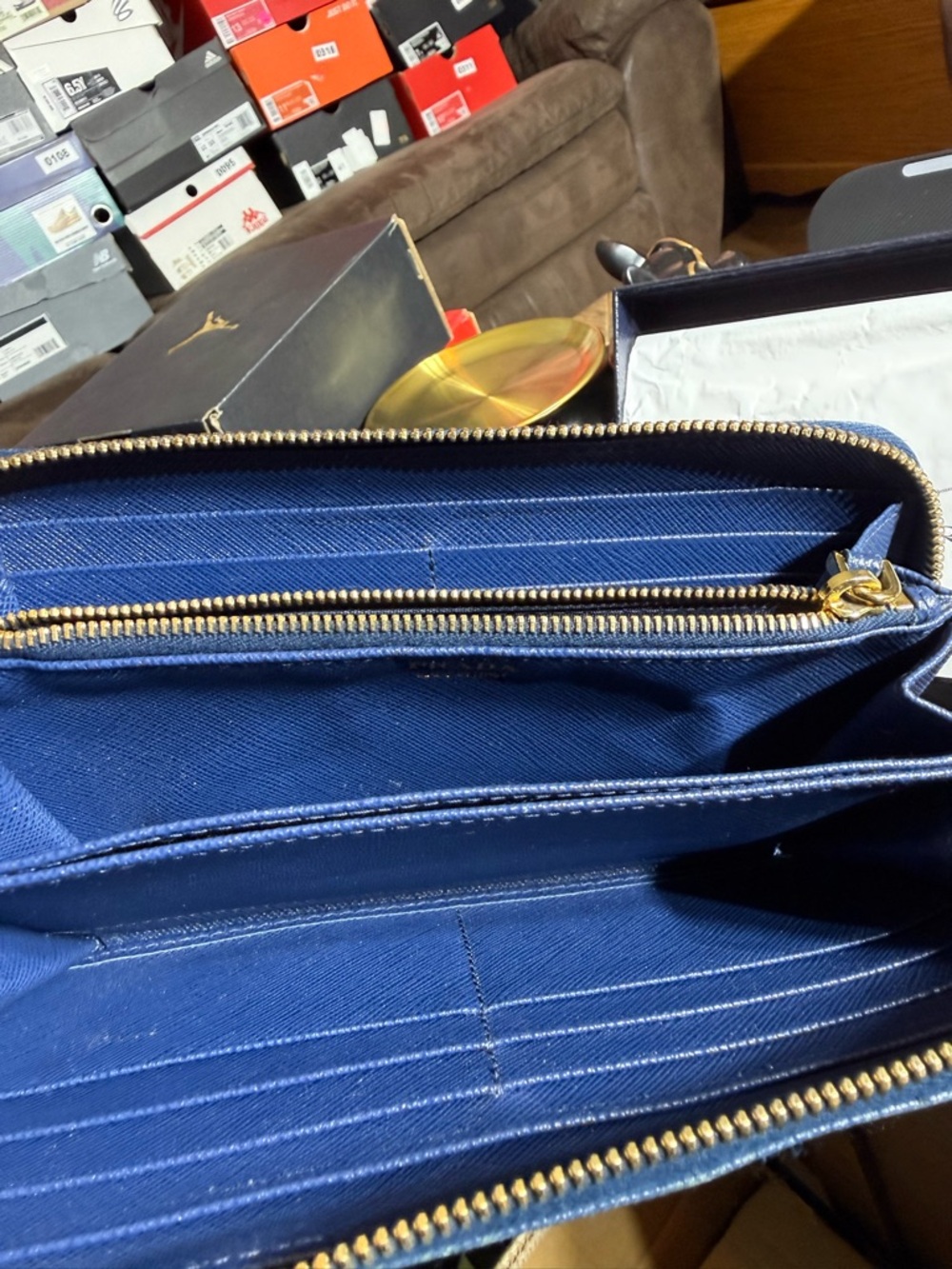 Prada Blue Saffiano Leather Zip Wallet with Gold Logo - Picture 9 of 16